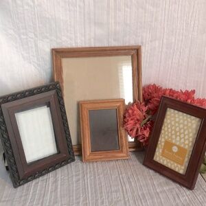 Lot of 4 wood picture photo frames - 8 x 10, (2)5 x 7, 4 x 6 dark & light wood